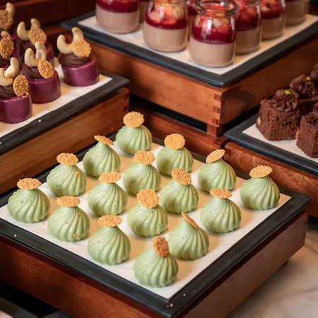 Holiday Inn Chongqing Guanyinqiao By Ihg-3